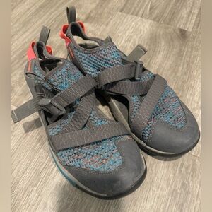Chaco’s water sandals Women’s size 10